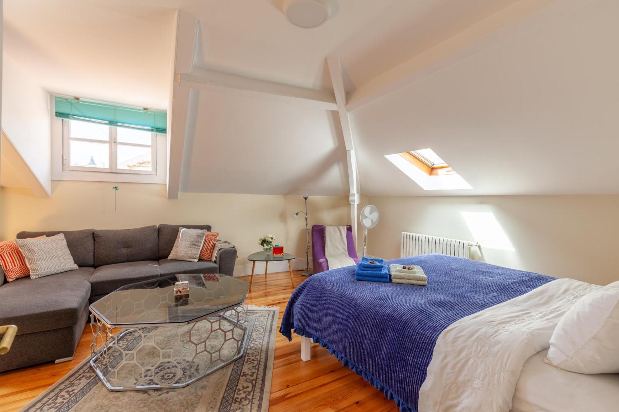Sky Accommodations Studio Коимбра Екстериор снимка